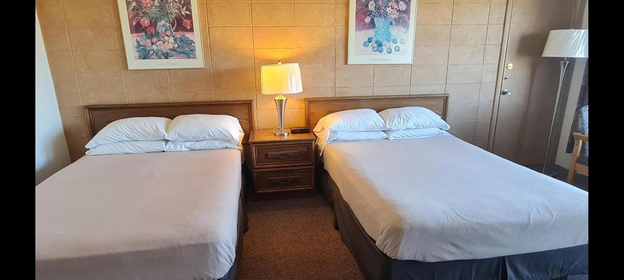The Inn At Lock Seven Thorold ภายนอก รูปภาพ